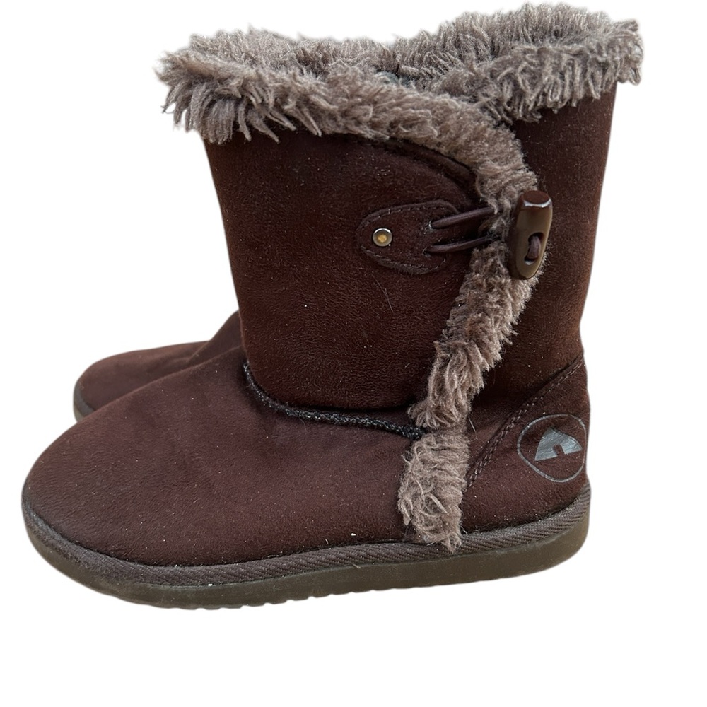 Black Leather Boots with Durable Sole and Waterproof Design
